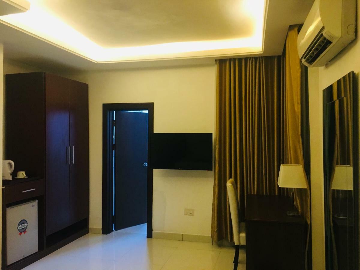 Luxevilla 42 Lekki Exterior photo