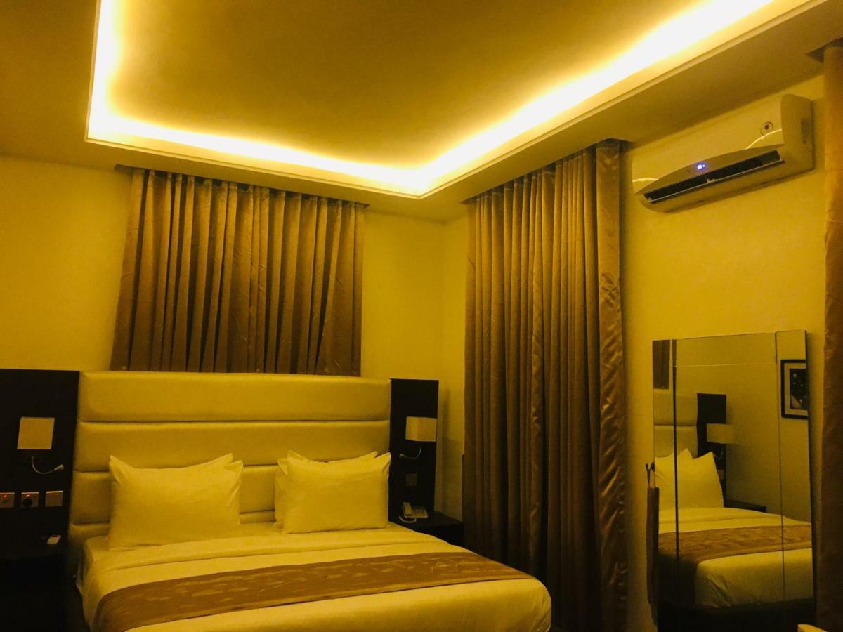 Luxevilla 42 Lekki Exterior photo