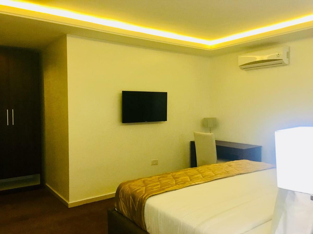 Luxevilla 42 Lekki Exterior photo