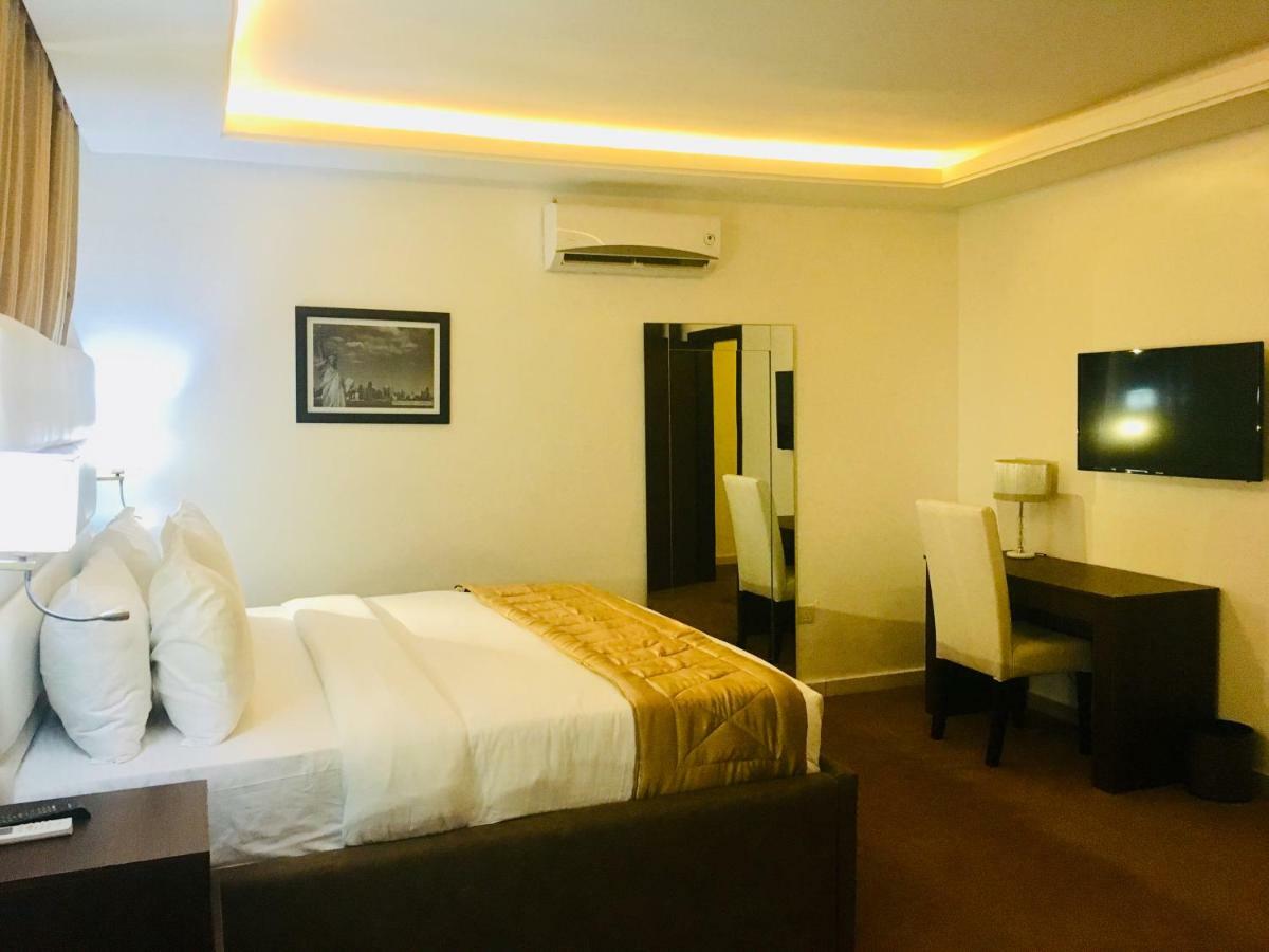 Luxevilla 42 Lekki Exterior photo